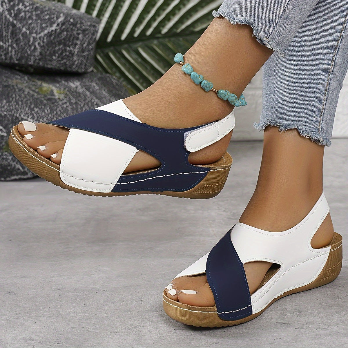 Laura Comfortable Orthopedic Sandal